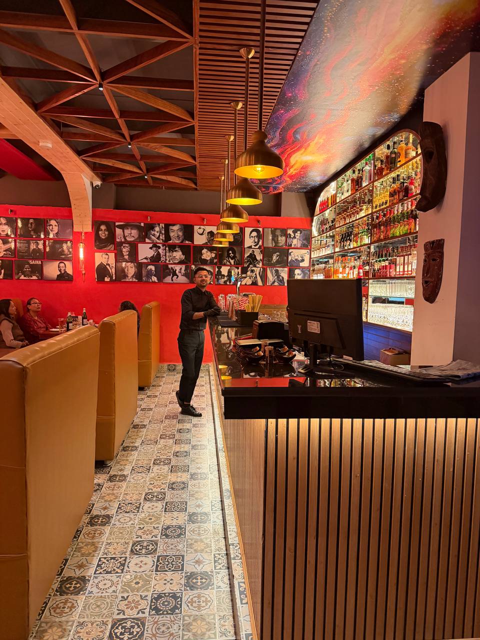 The Square Restaurant and Bar